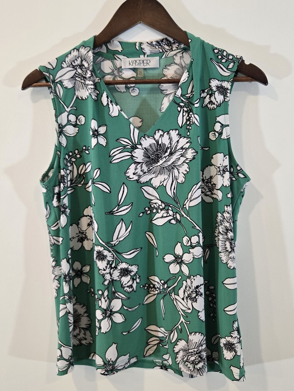Kasper Green Floral Tank Top Shell Sz PM Petite M Base Layer Business Office